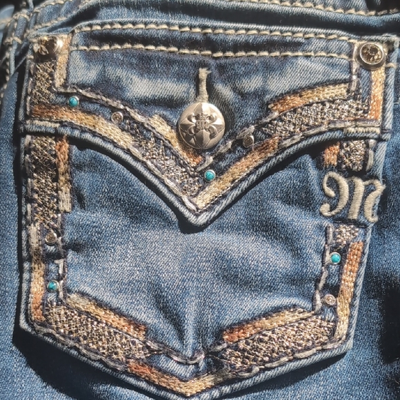 Miss Me Blue Boot Cut Jeans with Embellished Pockets 29 X 32 - Picture 5 of 10